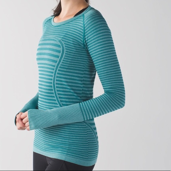 lululemon athletica Tops - Lululemon Swiftly Tech Long Sleeve Crew Top